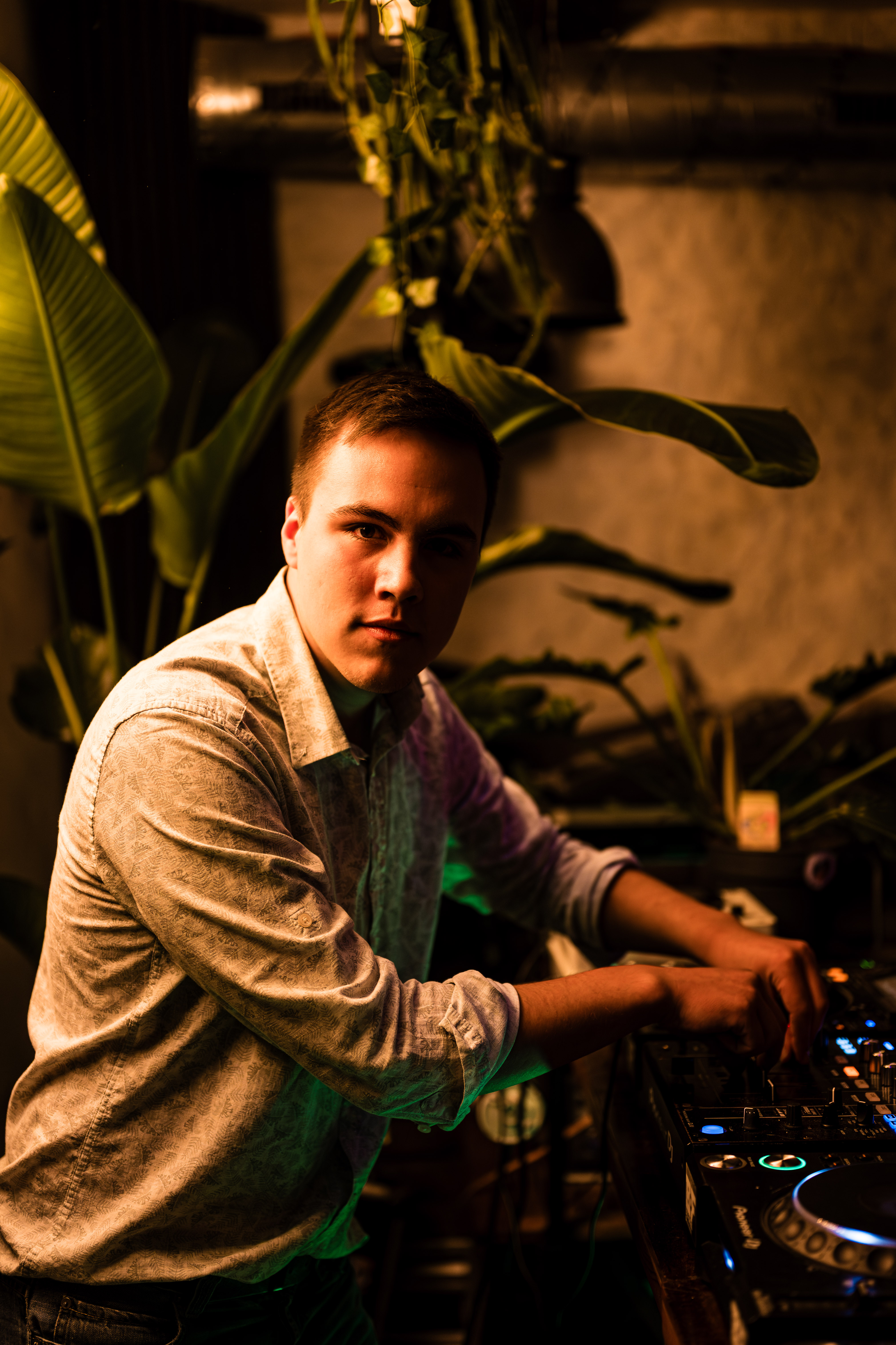 Ominate press photo 2